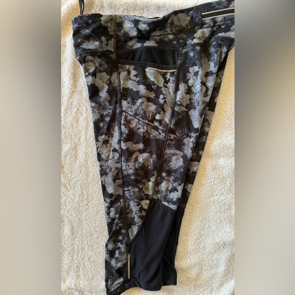 Athleta Running Capri - Picture 6 of 7